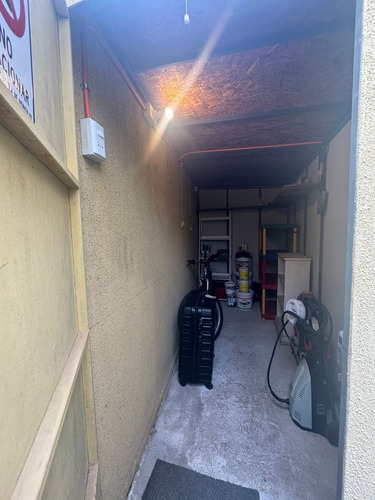 Arriendo Amplia Casa En Condominio!! 2 Estacionamientos!