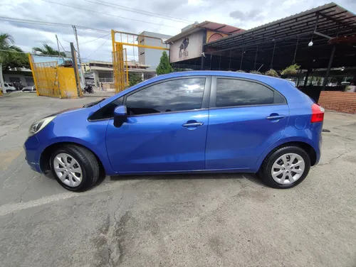Kia Rio Spice 2012 Hatchback Mecanico 6 Cambios