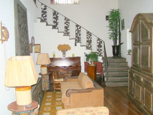 Excelente Oportunidade Para Você, Venha Conhecer Este Magnífico Imóvel No Bairro São Lucas E Surpreenda-se Com Esta Oferta. - 17708