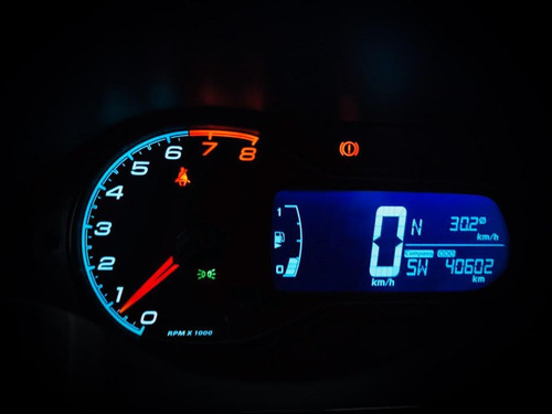 Chevrolet Onix Ltz 1.4 Automático Vermelha - 2017