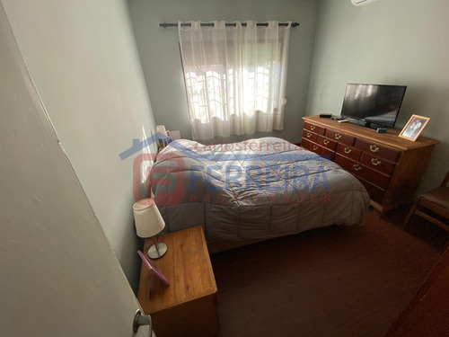 Vende Casa 3 Dormitorios Y Apartamento 1 Dormitorio