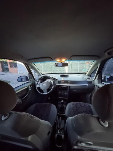 Imagen 9 de 10 de Chevrolet Meriva 2004 1.8 Gls
