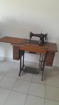 Comprar Maquina De Coser Singer Antigua. Usada