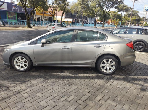 Imagem 8 de 15 de Civic 1.8 Exs 16v Flex 4p Automático
