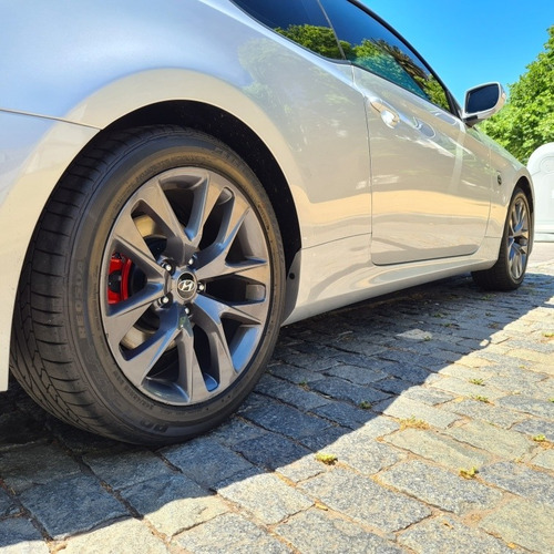 Hyundai Genesis 2.0 Coupe Seg. T 8at 2017