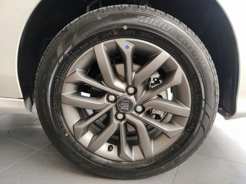 Imagen 20 de 25 de Fiat Cronos Drive 1.3 Pack Conect. 1.3 My23
