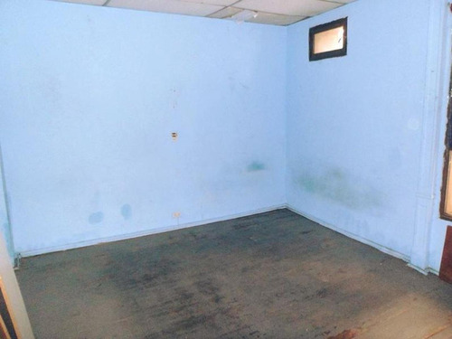 Imagen 3 de 6 de Departamento 8 Ambientes A Reciclar Oportunidad