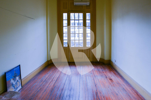 Venta De Piso En San Nicolás - 162 M² Apto Profesional!