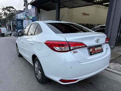 Toyota Yaris Sedan 1.5 16V FLEX SEDAN XL PLUS CONNECT MULTIDRIVE
