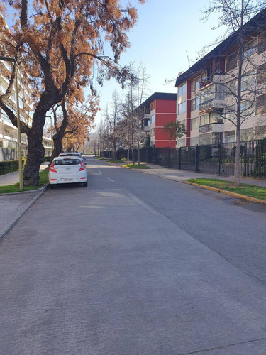Imagen 11 de 14 de Amplio Departamento Cercano A Metro Los Domínicos