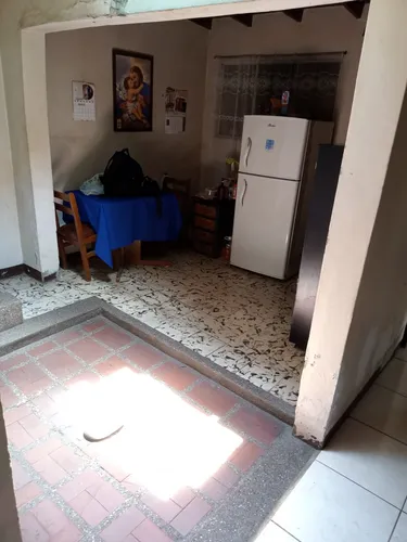 Casa En Venta En Los Alpes. Cod V12410