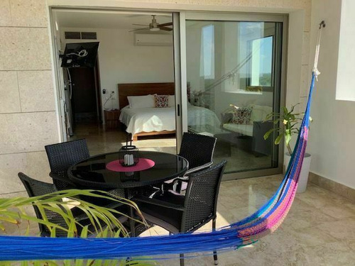 Penthouse En Venta La Amada, Punta Sam
