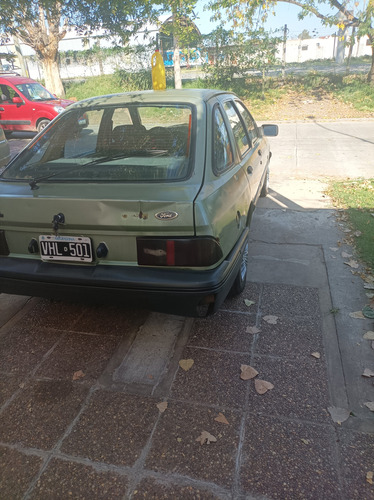 Vendo Ford Sierra Gl Aire Acondicionado Ygnc