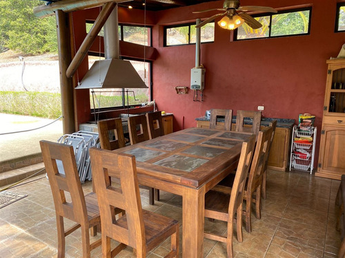 Campo Y Magnifica Casa En Quillón, Región Del Ñuble