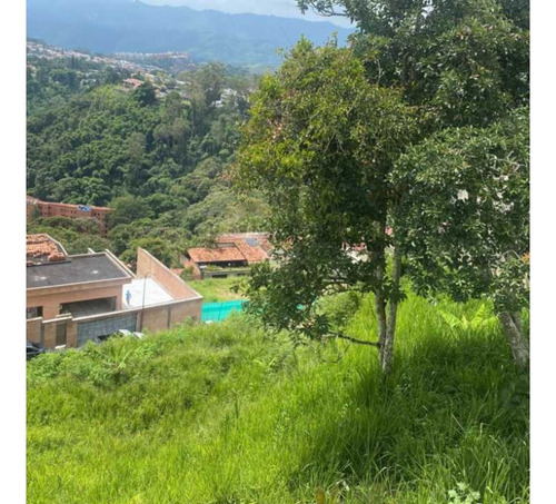 En Venta Terreno 1756m2 La Lagunita 4218