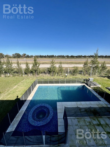 Oportunidad Casa 4 Ambientes Con Pileta En Lares De Canning