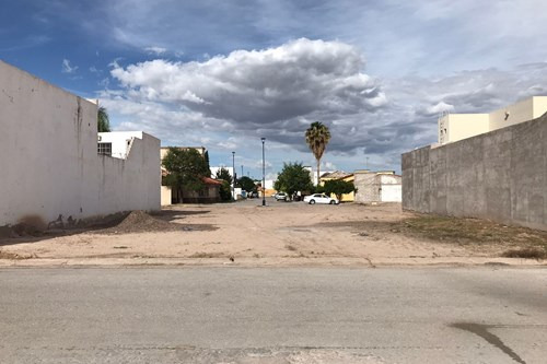 Terreno En Venta En Hacienda El Rosario, Segunda Etapa.