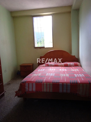 Imagen 9 de 17 de Amplio Apartamento Urb. El Ingenio Guatire