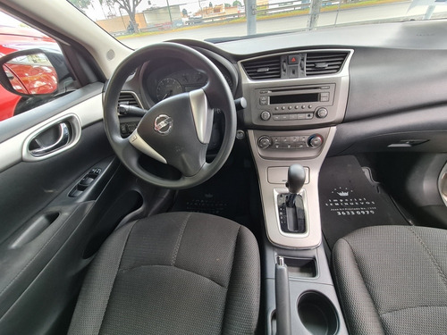 Imagen 8 de 8 de Nissan Sentra 2013 1.8 Sense At