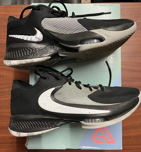 Zapatillas De Basket Nike Zoom Freak 4 Light Smoke Grey (Usado)