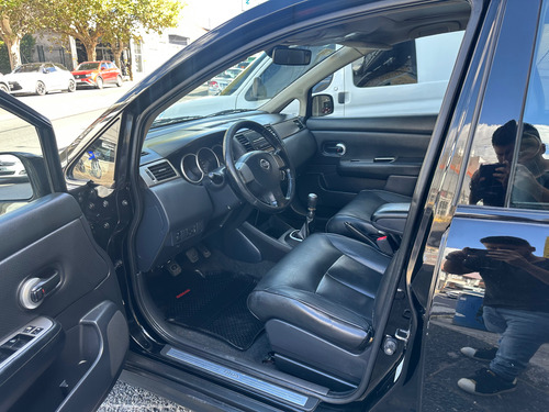 Nissan Tiida 1.8 Tekna