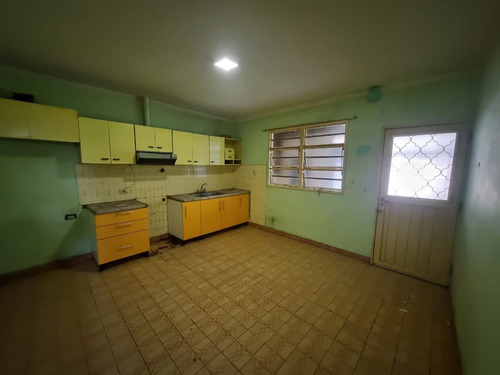 Venta Casa 3amb Patio/garaje Temperley