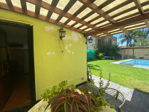 Casa En Lomas De Zamora Este