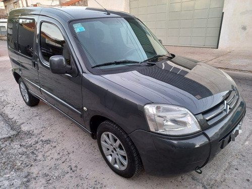 Imagen 3 de 12 de Citroën Berlingo 2011 1.6 Sx Pack Hdi 92cv Am53
