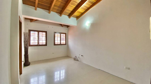 Imagen 7 de 16 de Casa En Conjunto Privado Laureles De La Castellana