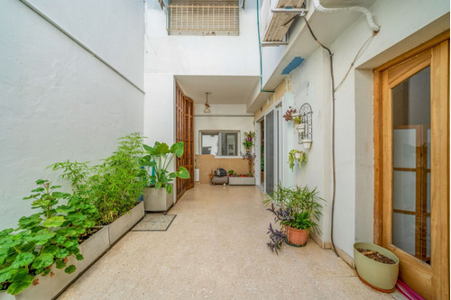 Ph De 4 Ambientes Con Jardín Y Reciclado A Nuevo En Flores