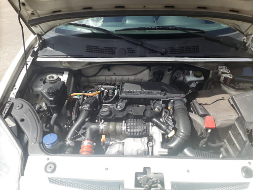 Peugeot Partner 1.6 Hdi Furgon Confort Vidriado c/asientos