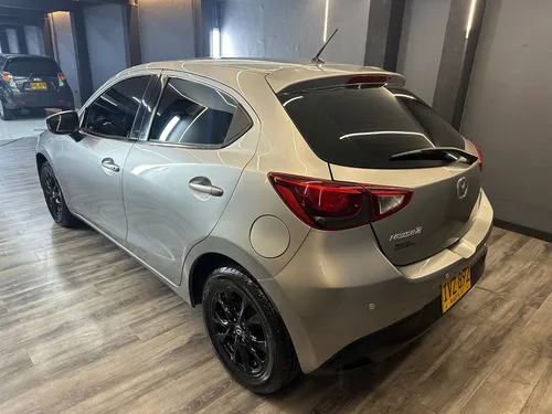 Mazda 2 1.5 Touring