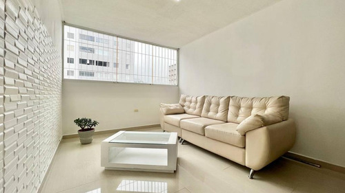 Imagen 4 de 13 de Apartamento En Alquiler Vista Real