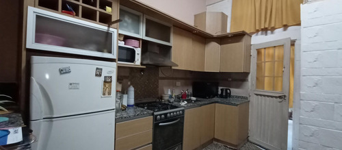 Imagen 2 de 9 de Departamento Tipo Casa Al Fte En Planta Baja Amoblado