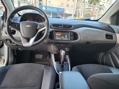 Imagem 7 de 11 de Chevrolet Onix 1.4 Lt Spe/4