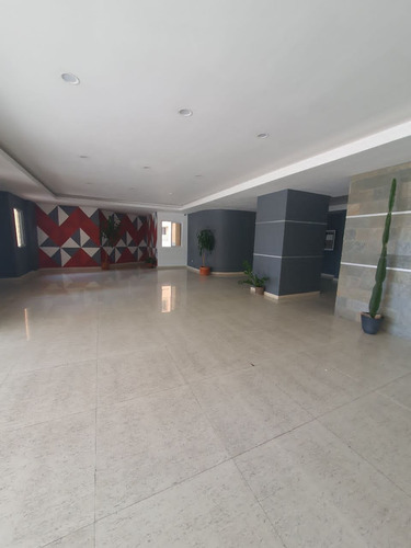 Elena Hidalgo Vende Apartamento En Res. Chelsea Court Obra Blanca Torre West, (solo Clientes)