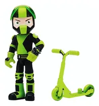 Comprar Ben 10 Muñeco Ben Tennyson Con Casco Y Patineta 15cm Artic!