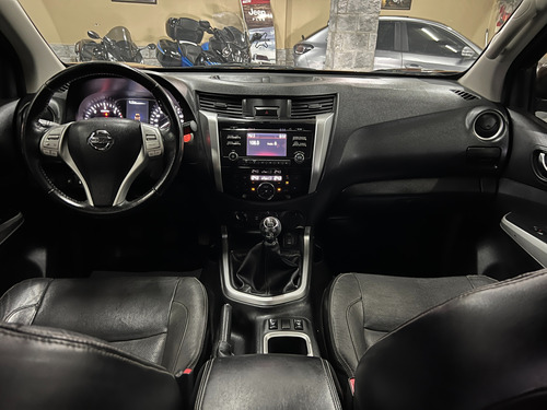 Nissan NP300 2.3 Frontier Le Cd 4x4 Mt