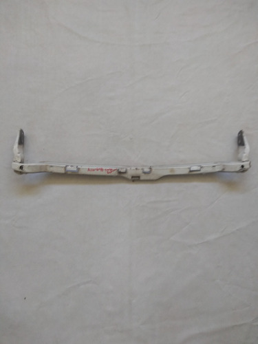 Guia De Fascia Delantera Central 4p Honda Accord 98-02 Orig