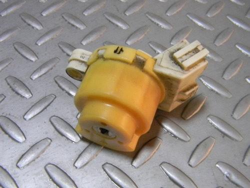 Pastilla Encendido Switch Mitsubishi Lancer 09-15 (Usado)