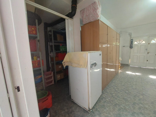 Hermoso Triplex En Caballito Con Cochera