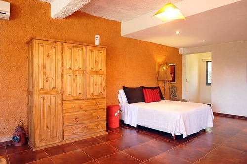 Imagen 18 de 27 de Complejo De 5 Bungalows A La Venta En V.carlos Paz