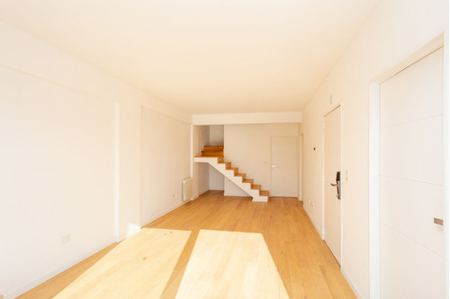 Departamento Piso 4 Amb Con Terraza Propia