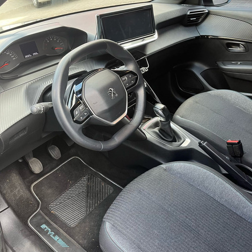 Peugeot 208 1.0 TURBO 200 FLEX STYLE CVT