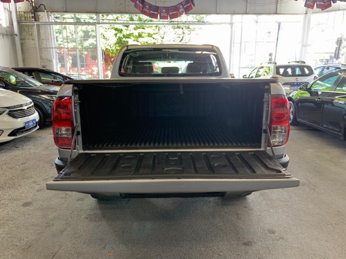 Toyota Hilux 2.8 NARROW 4X4 CD 16V DIESEL 4P MANUAL