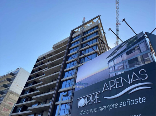 Exclusivo Apartamento En Esquina Privilegia - Torre Arenas
