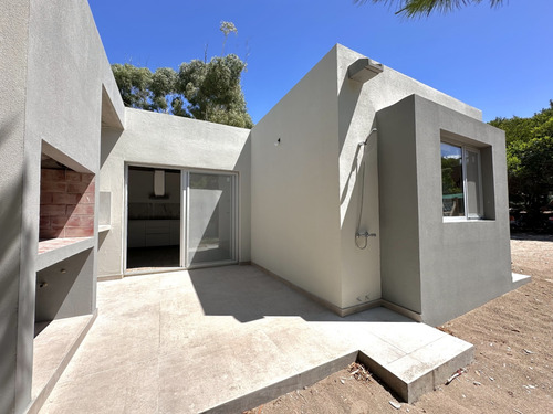 Venta Casa 2 Dormitorios Balneario Sauce Grande