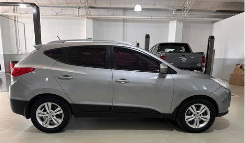 Imagen 4 de 21 de Hyundai Tucson 2.0 Gls 4x4 At Nd