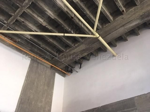 Imagen 5 de 10 de Local En Venta Código 21-8796 El Rosal 04143448628