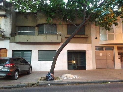 Imagen 1 de 27 de Venta- Excelente Casa - 8 E/ 41 Y 42 - Lote 10x60! La Plata